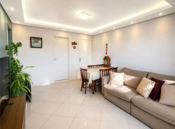 Apartamento de 3 quartos, Curitiba · Apartamento NOvo Mundo 3 Dormitórios 1 Suíte 2 Vagas Reformado Mobiliado