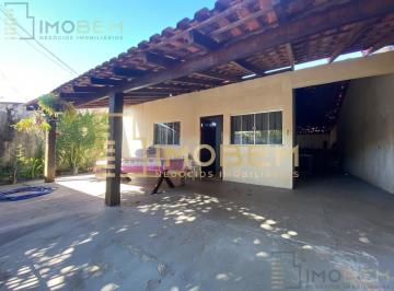 Casa · 90m² · 2 Quartos · 1 Vaga · Imperdível! Casa à venda em Sinop-MT, Parque das Araras: 2 quartos, 1 sala, 1 banheiro, vaga de gara