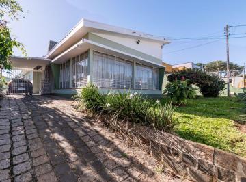 Casa de 3 quartos, Curitiba · Casa no Jardim Botânico | Residencial ou Comercial
