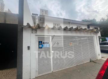 Foto 01 · Casa sobrado comercial para alugar na Vila Olímpia. 4 salas, 2 vagas, edícula, 134m².