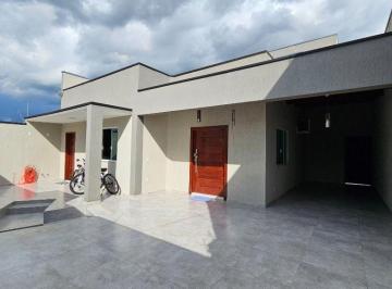 Casa · 230m² · 4 Quartos · 4 Vagas · Casa à venda, 230 m² por R$ 1.300.000,00 - Jardim Floresta - Pouso Alegre/MG