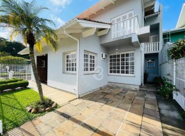 ee93cbe204a1ce8da0a61a3fb8928a2062a3df69 · Casa com 3 dormitórios à venda, 233 m² por R$ 790.000,00 - Santa Catarina - Sapucaia do Sul/RS