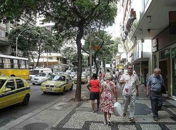 Comercial , Rio de Janeiro · Passo ponto comercial loja na Av Ataulfo de paiva