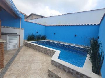 Casa de 2 quartos, Itanhaém · Casa com piscina e área gourmet em Itanhaém.