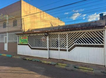 Casa · 1m² · 3 Quartos · 2 Vagas · Casa à Venda na Qnp 32 Conjunto N