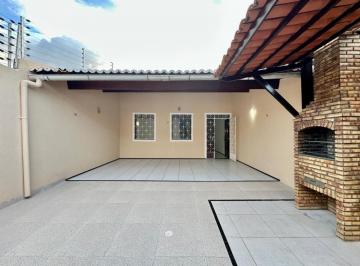 Casa · 130m² · 4 Quartos · 2 Vagas · Casa à venda com 4 quartos