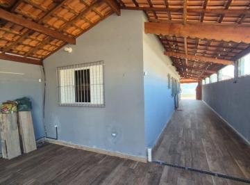 Casa de 2 quartos, Itanhaém · Casa para Venda, bairro Jamaica em Itanhaém. Possui 2 dormitórios e piscina