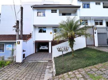 Casa · 210m² · 3 Quartos · 4 Vagas · Casa à venda - em Hugo Lange