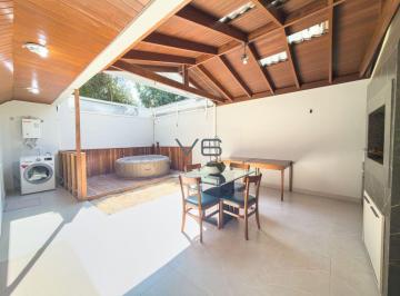 Casa de 5 quartos, Curitiba · Sobrado em Condomínio com 272m² privativos, 5 quartos, 4 vagas de garagem, no Vista Alegre - Curitib