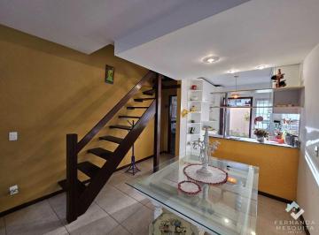 casa-de-condominio-mobiliada-com-2-quartos-no-parq1428509.jpeg · Casa em Condomínio Porteira Fechada com 2 Quartos à Venda ou Aluguel no Parque do Imbuí, Teresópolis