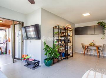 Apartamento · 52m² · 1 Quarto · 1 Vaga · Apartamento com sacada e vaga no Centro Histórico