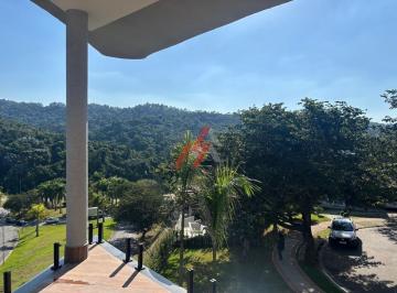 Foto 01 · Casa de Luxo à Venda em com 4 Quartos, 4 Suítes e 424,97m² de Área - Imperdível!
