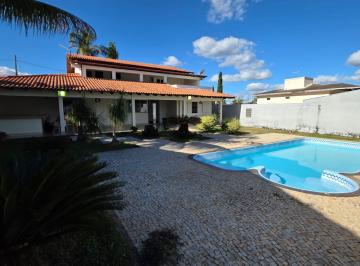 Casa de 5 quartos, Brasília · Casa de dois andares no Condomínio Solar de Brasília