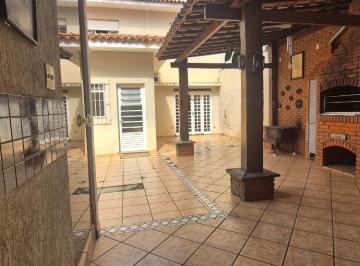 IMG_20260620_181547_000.jpeg · Confortável casa para venda em Aclimação com 3 quartos, sendo 1 suíte, 215m² - remaxfront#B0DS2