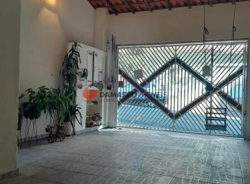Casa · 224m² · 3 Quartos · 2 Vagas · Casa em Santo Antônio