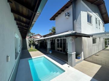 Casa · 232m² · 5 Quartos · 4 Vagas · Casa de 232m² no Campeche
