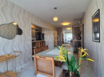 Apartamento · 81m² · 3 Quartos · 2 Vagas · Apartamento 3 dormitórios (1 suíte) totalmente mobiliado e decorado, com 81m² no Centro.