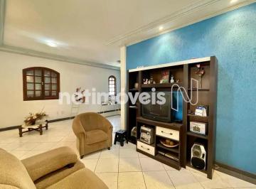 Casa · 400m² · 3 Quartos · 10 Vagas · Excelente casa a venda no Bom Jesus.