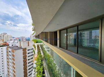 Apartamento · 149m² · 3 Quartos · 2 Vagas · Lavvi | Apartamento alto padrão Versace em Moema com 149m² e 2 vagas