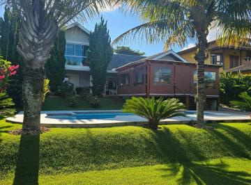 Casa · 360m² · 4 Quartos · 6 Vagas · Casa de Alto Padrão em Condomínio Fechado