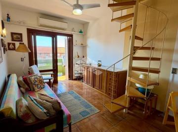 Apartamento · 103m² · 1 Quarto · 1 Vaga · Cobertura Amplo de 1 suíte mobiliado com sacada, vaga de garagem e Vista Mar em Capão da Canoa!