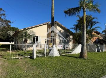 Casa · 135m² · 3 Quartos · 1 Vaga · Casa grande na Avenida
