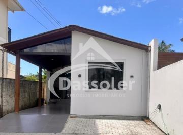 Casa · 110m² · 2 Quartos · Casa Com Excelente Localização