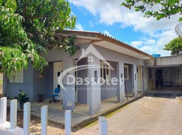 Casa · 133m² · 3 Quartos · 2 Vagas · Casa Três dormitórios