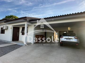 Casa · 150m² · 3 Quartos · 2 Vagas · Casa na Avenida próxima ao centro