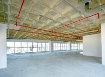 Comercial · 280m² · 7 Vagas · Sala comercial na Avenida da Liberdade, N. 823 - Conjunto 82 • 280 m²