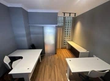 Comercial · 30m² · 1 Vaga · Sala comercial na Avenida Paes de Barros, N. 1591 - Sala 24 • 30 m²