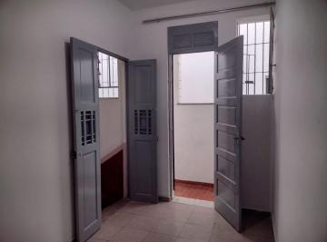 Apartamento de 2 quartos, Salvador · Apartamento 2 quartos, na rua principal do IAPI