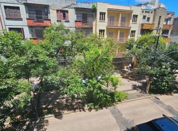 Apartamento · 51m² · 1 Quarto · Apartamento à venda no Centro Histórico de Porto Alegre com 1 dormitório e 51m²