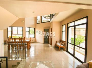 Casa · 540m² · 3 Quartos · 5 Vagas · Casa - Venda - Bairro Santa Amélia 