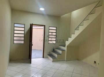 Casa · 59m² · 2 Quartos · 2 Vagas · Oportunidade - Casa sobrado em Condomínio - Solar dos Ipês - Residencial Bosque dos Ipês - 2 Dormitó
