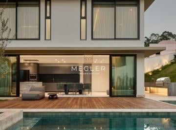 Casa · 564m² · 4 Quartos · 8 Vagas · Arquitetura de Grife e Vista Definitiva: O Refúgio dos Seus Sonhos em Alphaville
