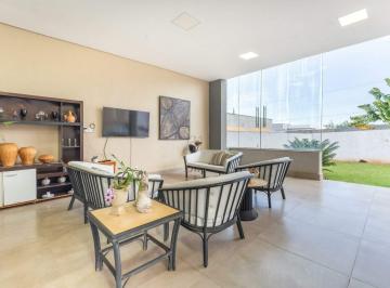 Casa · 345m² · 4 Quartos · 4 Vagas · Casa de Alto Padrão no Condomínio Privê Morada Sul, Etapa C Lago Sul