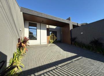 Casa · 90m² · 3 Quartos · 2 Vagas · CASA Á VENDA - 1 SUÍTE E 2 QUARTOS NO PIONEIROS CATARINENSE