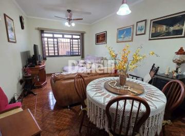 Casa · 173m² · 3 Quartos · 2 Vagas · Casa à venda, 3 quartos, 1 suíte, 2 vagas, Centro - Tremembé/SP