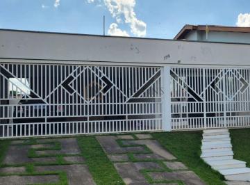 Casa · 237m² · 3 Quartos · 2 Vagas · CENTRO- 3 suítes para Locação, Piracicaba- SP