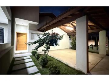 Casa · 226m² · 3 Quartos · 2 Vagas · Casa para Locação no Condomínio Phytus Itupeva – Semi Mobiliada com Vista para Lago e Área Verde