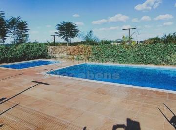 Casa · 200m² · 2 Quartos · 2 Vagas · Casa em condomínio, com 2 dormitórios