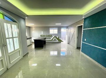 Casa · 285m² · 6 Quartos · 4 Vagas · Casa com 6 Quartos e 4 banheiros - 4 Vagas - 256m²