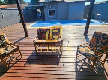Casa · 100m² · 3 Quartos · 2 Vagas · Linda Casa Mobiliada com Piscina e Acabamento de Alto padrão apenas 600 mts da Praia