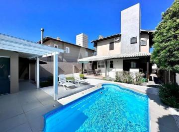 Casa · 300m² · 5 Quartos · 2 Vagas · Casa em Jurerê Internacional, Florianópolis/SC