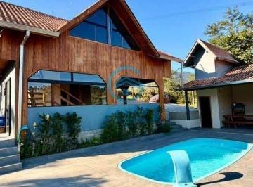 Rural · 2000m² · 4 Quartos · Chácara em Meio a Natureza com Piscina e Terreno de 2.000m² à venda em Canelinha/SC