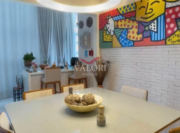 Apartamento · 140m² · 3 Quartos · 2 Vagas · Apartamento na Praia da Costa 3 Quartos sendo 2 Suítes na Quadra no Mar