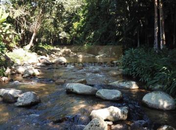 Rural · 30000m² · Oportunidade Única: Sítio de 3 Hectares com Cachoeira em Tijucas/SC