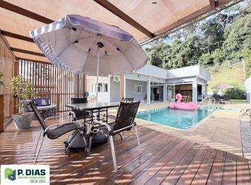 Casa · 217m² · 3 Quartos · 2 Vagas · Exclusividade e Arquitetura no Interior: Casa Conceito em Bairro Tranquilo de Pinhalzinho