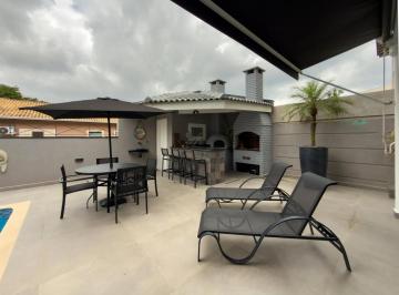 Casa · 360m² · 3 Quartos · 4 Vagas · Casa mobiliada com 3 suítes à venda em condomínio de Alphaville